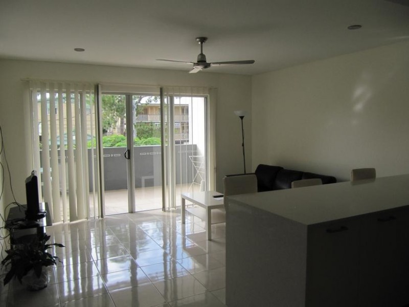 5/221 Sir Fred Schonell Drive, St Lucia QLD 4067