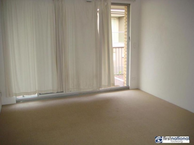9/33 Bayliss Street, Toowong QLD 4066