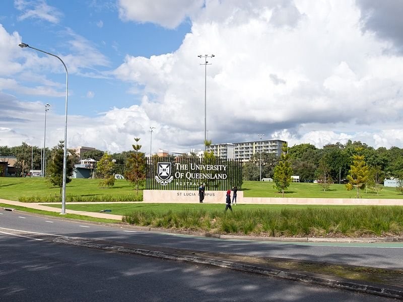 5/221 Sir Fred Schonell Drive, St Lucia QLD 4067