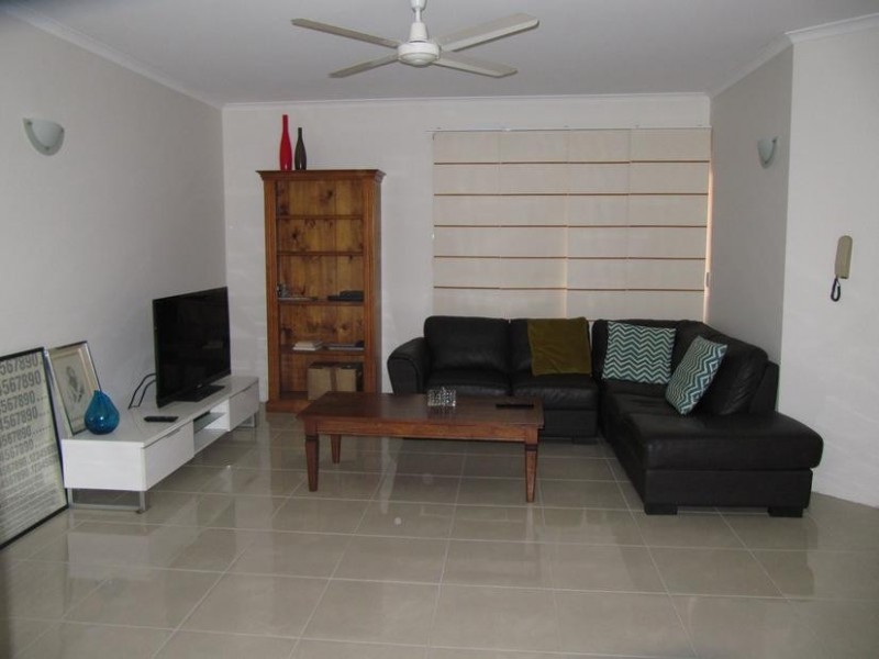 6/8 Carr Street, St Lucia QLD 4067