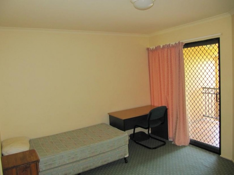 7/260 Sir Fred Schonell Drive, St Lucia QLD 4067