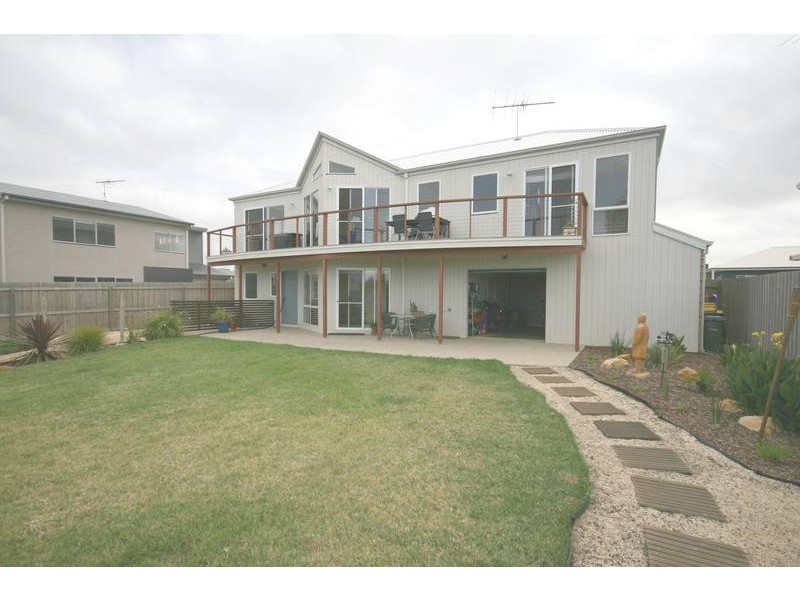 19 Conside Crescent, Torquay VIC 3228