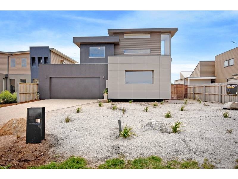 35 St Georges Way, Torquay VIC 3228