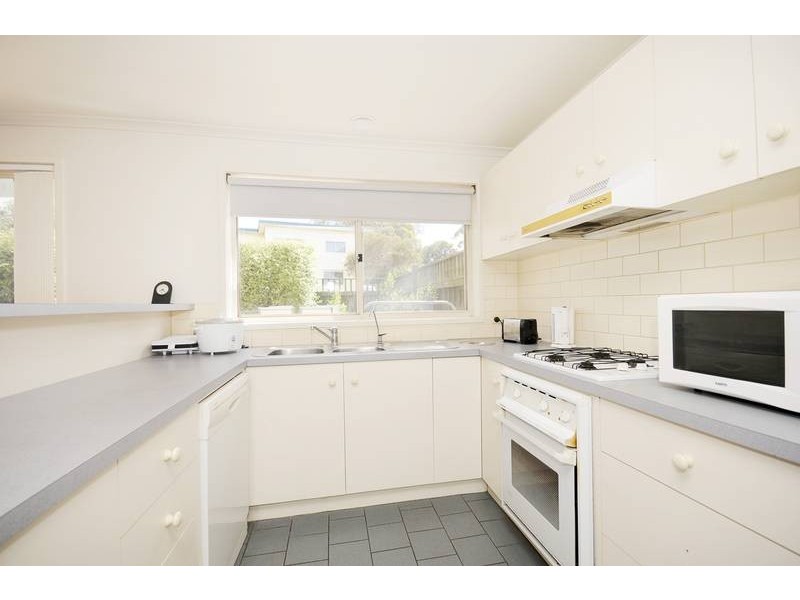 3/30 Hoylake Ave, Jan Juc VIC 3228