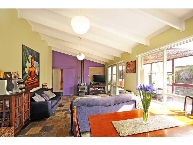 102 Beach Road, Torquay VIC 3228