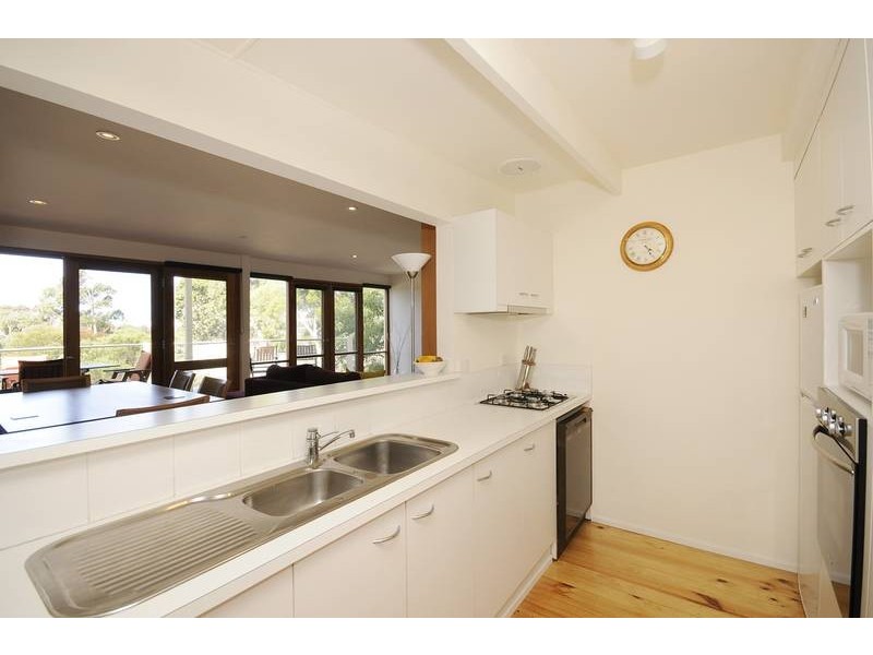 2 Haven Court, Torquay VIC 3228