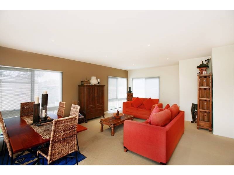 17 Gogoll Crescent, Torquay VIC 3228