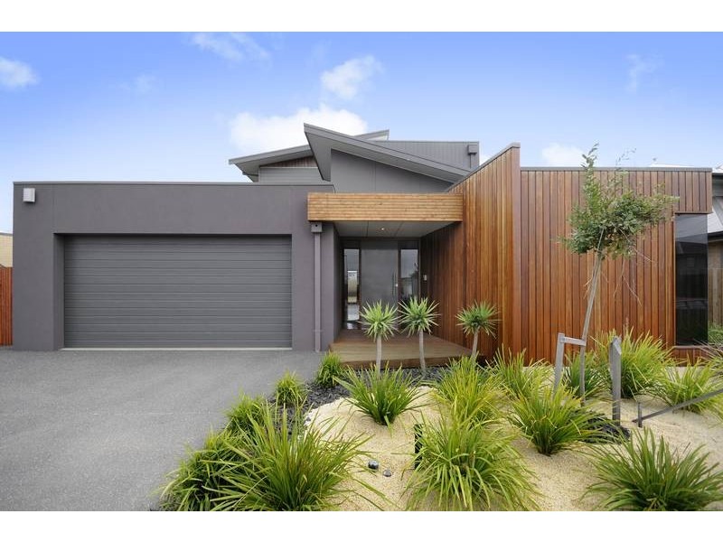 15 Bass Drive, Torquay VIC 3228