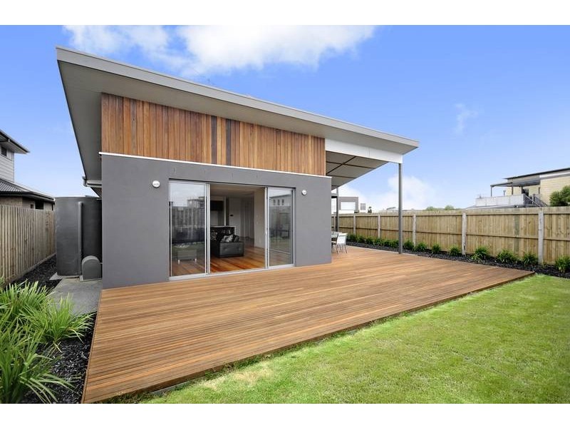 15 Bass Drive, Torquay VIC 3228