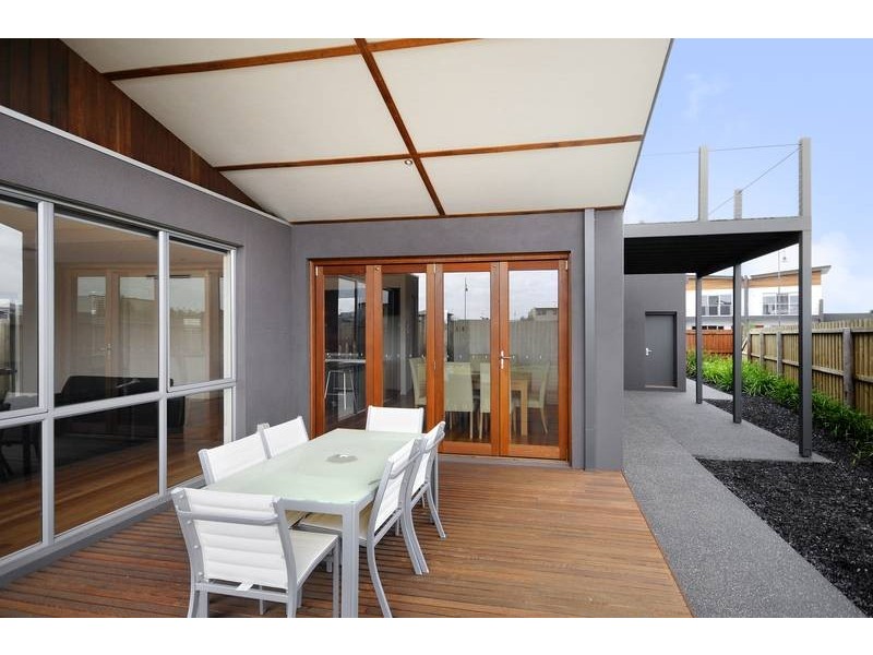 15 Bass Drive, Torquay VIC 3228