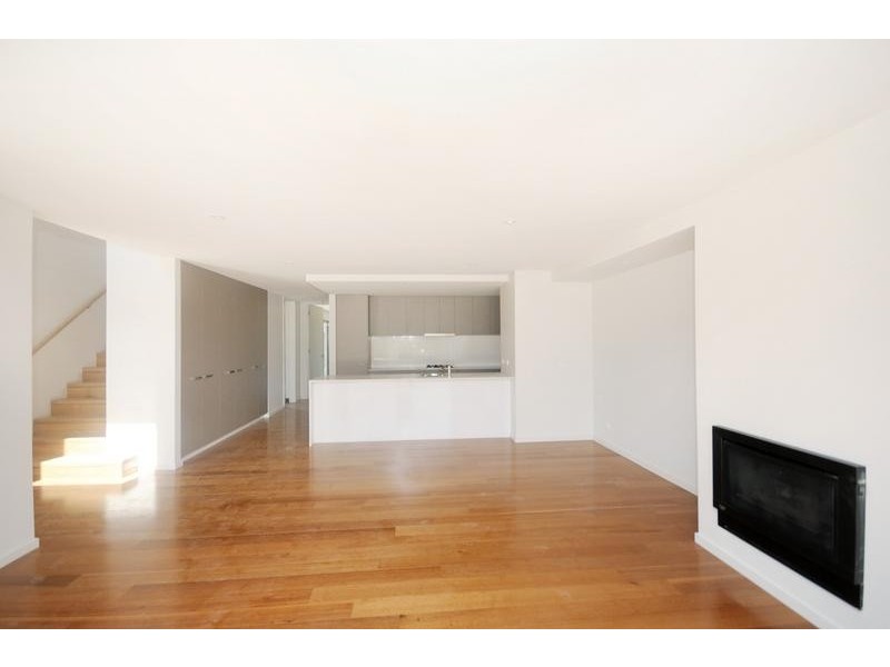 13 Loch Lomond Crescent, Torquay VIC 3228