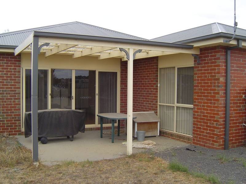 11 Boscarne Avenue, Torquay VIC 3228