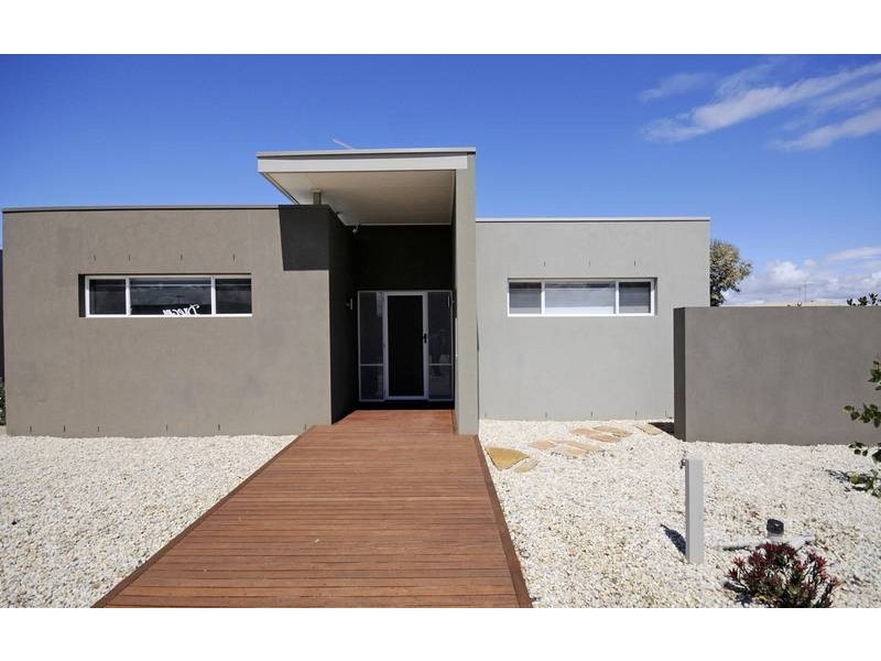 40 Norfolk Boulevard, Torquay VIC 3228