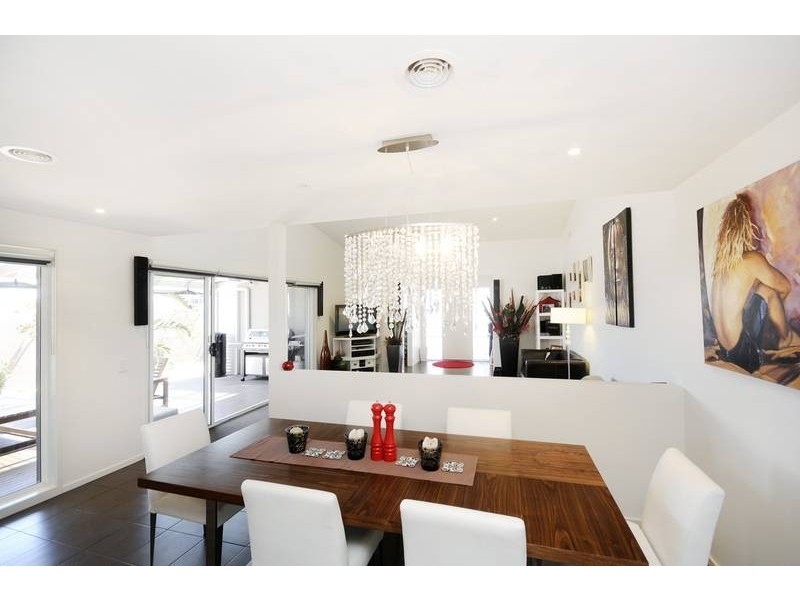 40 Norfolk Boulevard, Torquay VIC 3228