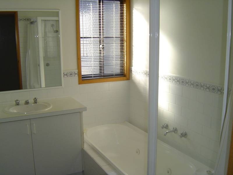 2 Deal Avenue, Jan Juc VIC 3228
