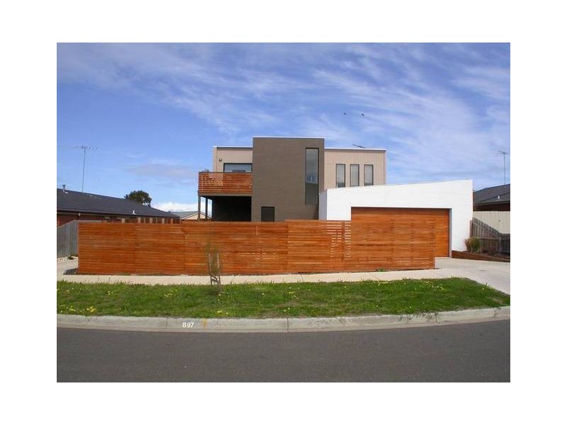 1/14 Pomora, Torquay VIC 3228