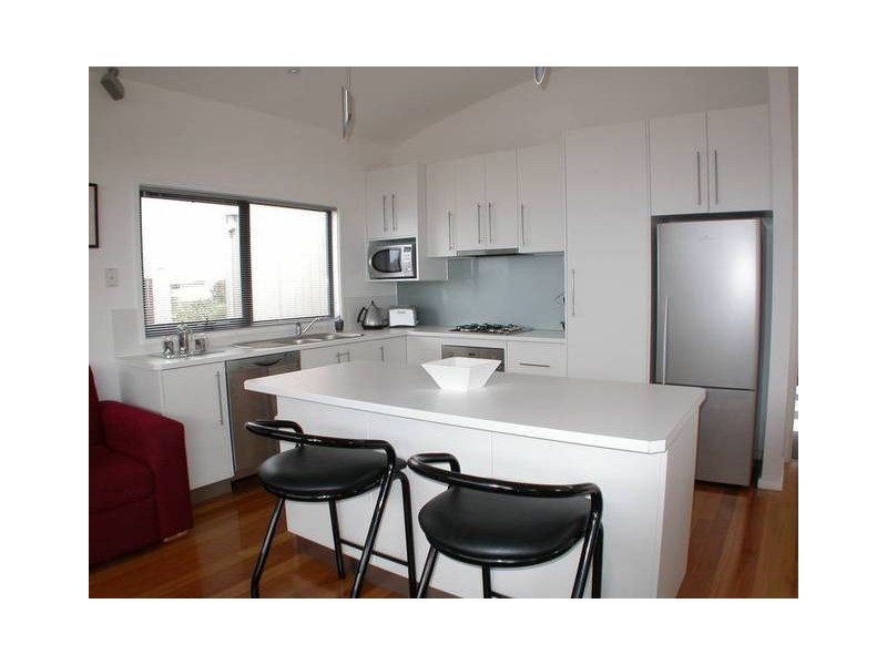 1/14 Pomora, Torquay VIC 3228