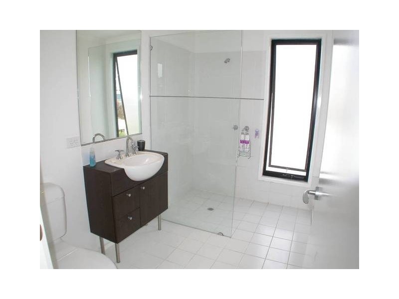 1/14 Pomora, Torquay VIC 3228