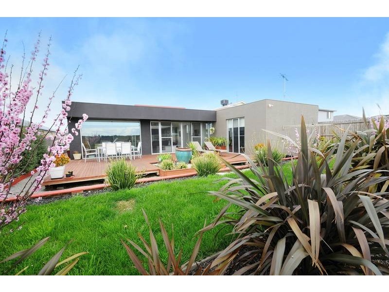 11 Almeida Close, Torquay VIC 3228