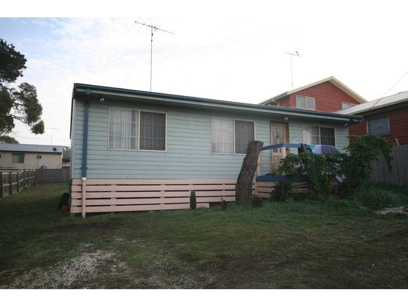 33 Windarra Grove, Jan Juc VIC 3228