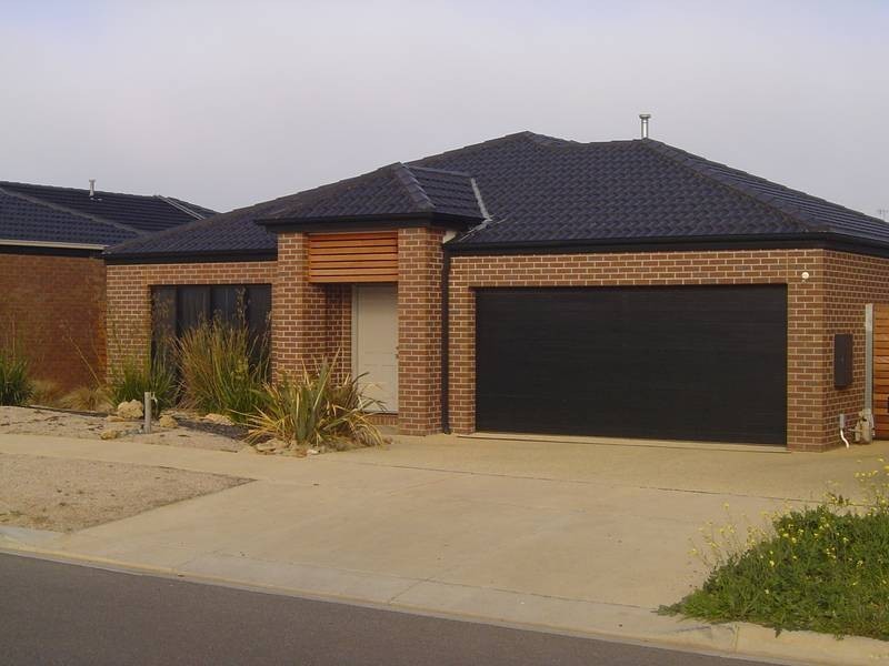 27 Conside Crescent, Torquay VIC 3228