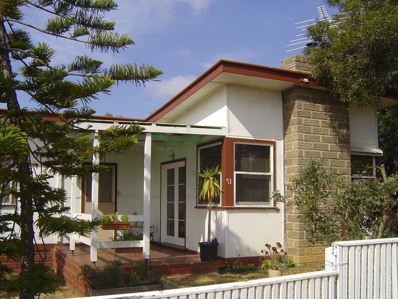 51 Beach Rd, Torquay VIC 3228