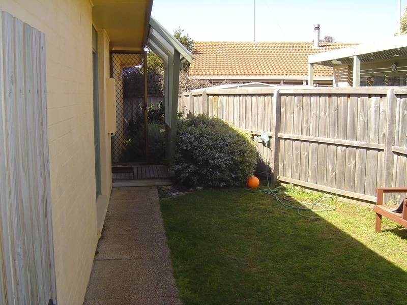 2/29 Grange Crescent, Torquay VIC 3228