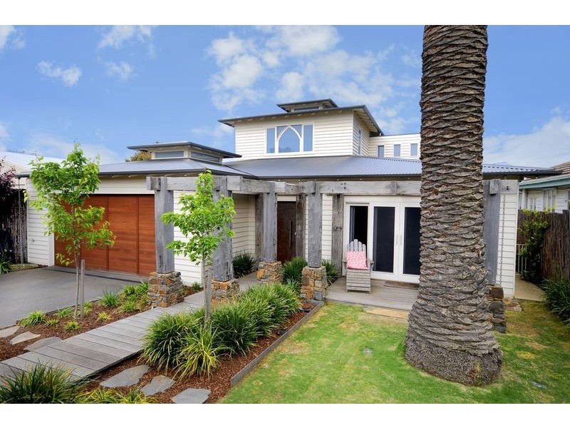 14 Munday Street, Torquay VIC 3228