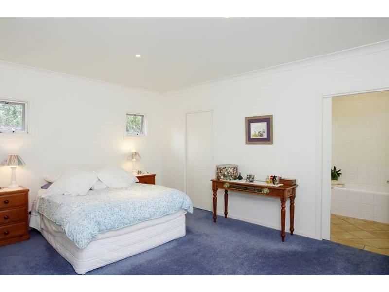 9 Pride Street, Torquay VIC 3228