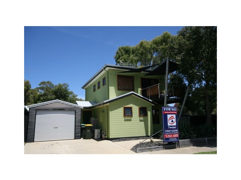 2A Aquilla Ave, Torquay VIC 3228