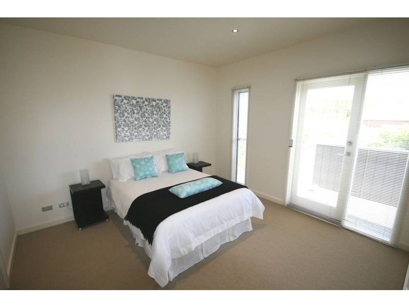 40 Golden Beach Way, Torquay VIC 3228