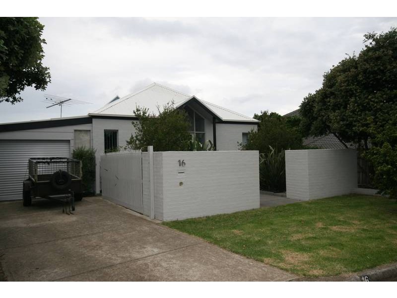 16 Casino Crt, Torquay VIC 3228