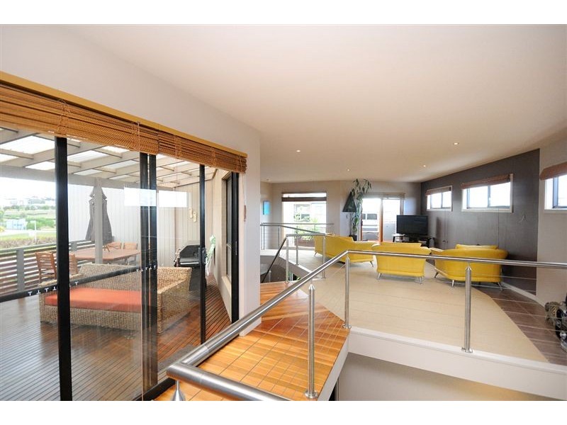 8 Ceduna Close, Torquay VIC 3228