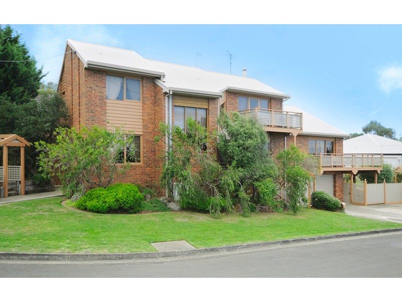 27 Strathmore Drive, Jan Juc VIC 3228