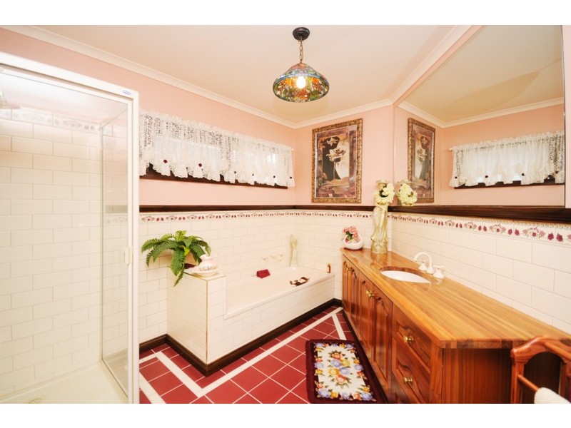 27 Strathmore Drive, Jan Juc VIC 3228