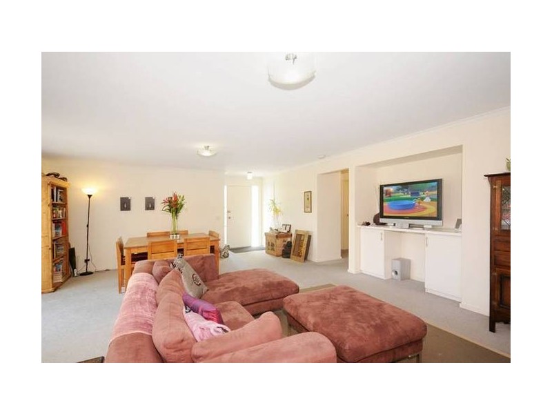 98 Beach Road, Torquay VIC 3228