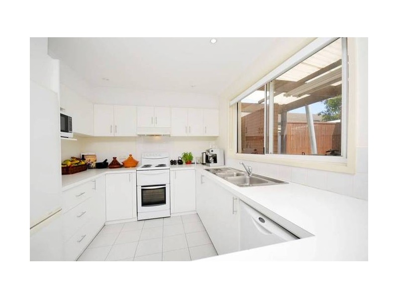 98 Beach Road, Torquay VIC 3228