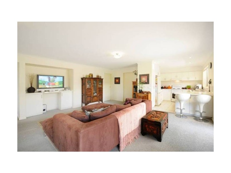 98 Beach Road, Torquay VIC 3228