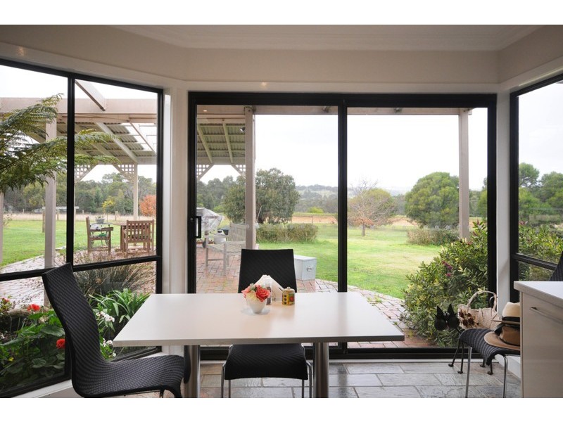 40 Eagle Point Road, Bellbrae VIC 3228