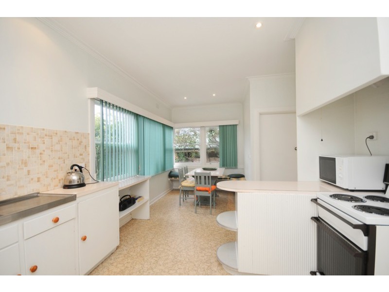 21 Boston Road, Torquay VIC 3228