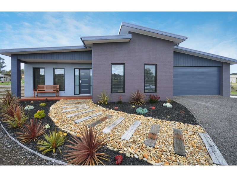 1 Frog Hollow Drive, Torquay VIC 3228