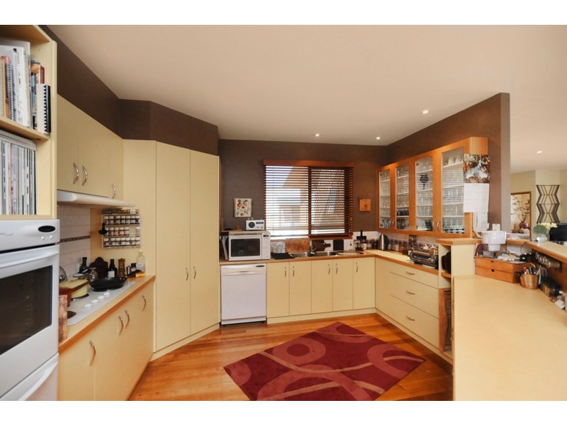 193 The Esplanade, Torquay VIC 3228