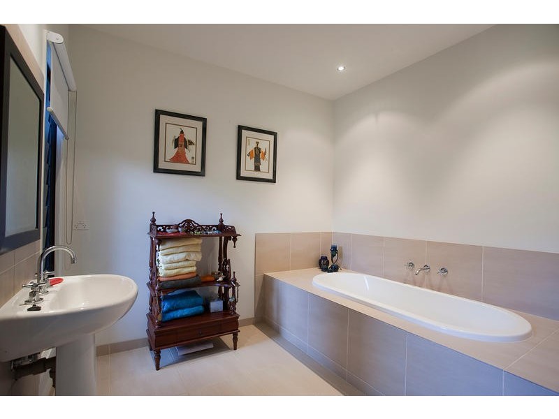 41 Pacific Drive, Torquay VIC 3228