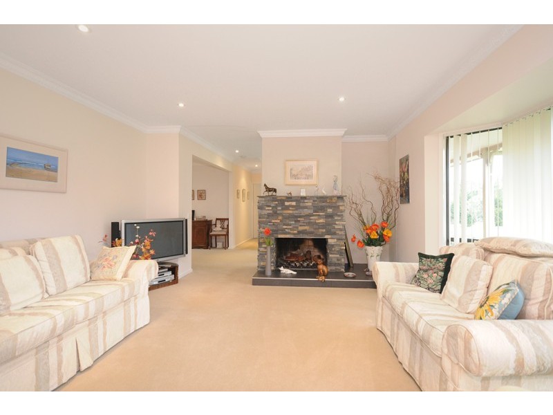 40 Eagle Point Road, Bellbrae VIC 3228
