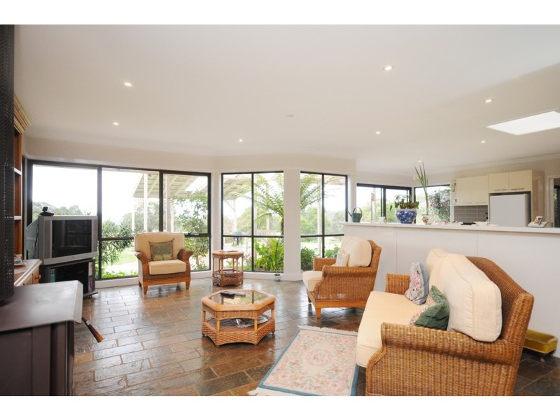 40 Eagle Point Road, Bellbrae VIC 3228
