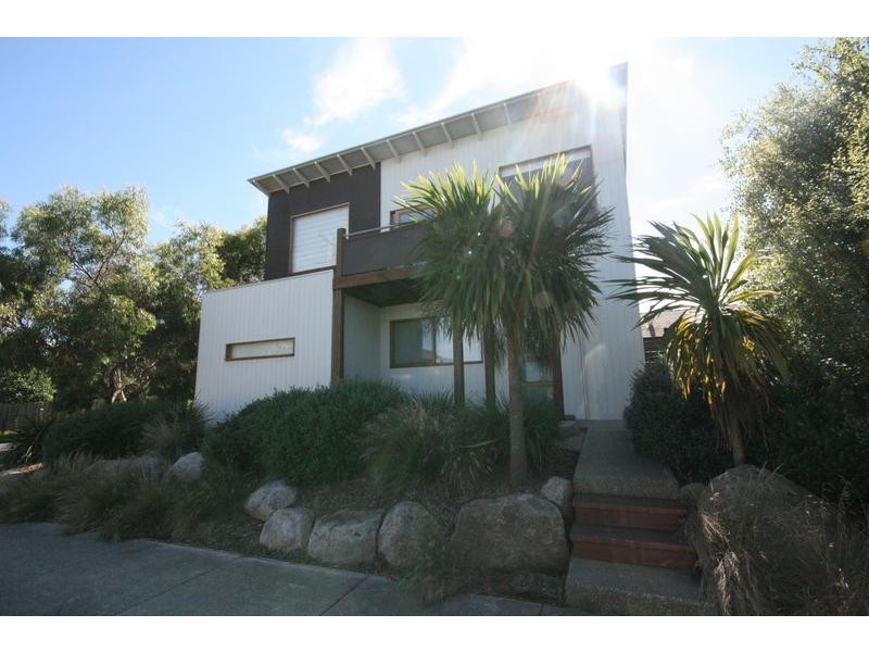 22 Casino Crt, Torquay VIC 3228