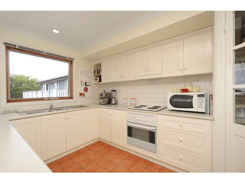 18 Ozan Crescent, Jan Juc VIC 3228