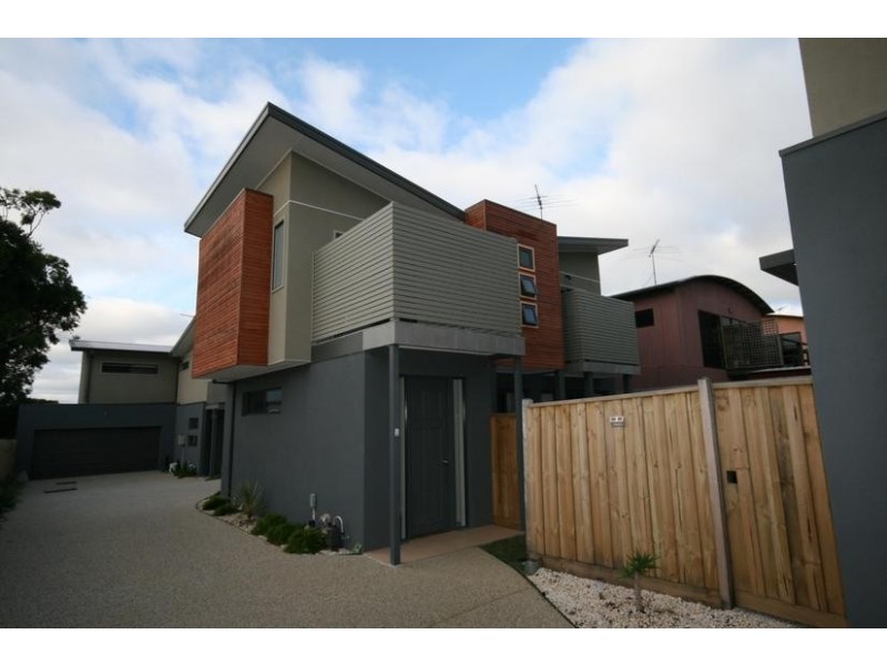2/55 Cowrie Road, Torquay VIC 3228
