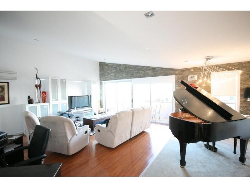 16 Centreside Drive, Torquay VIC 3228