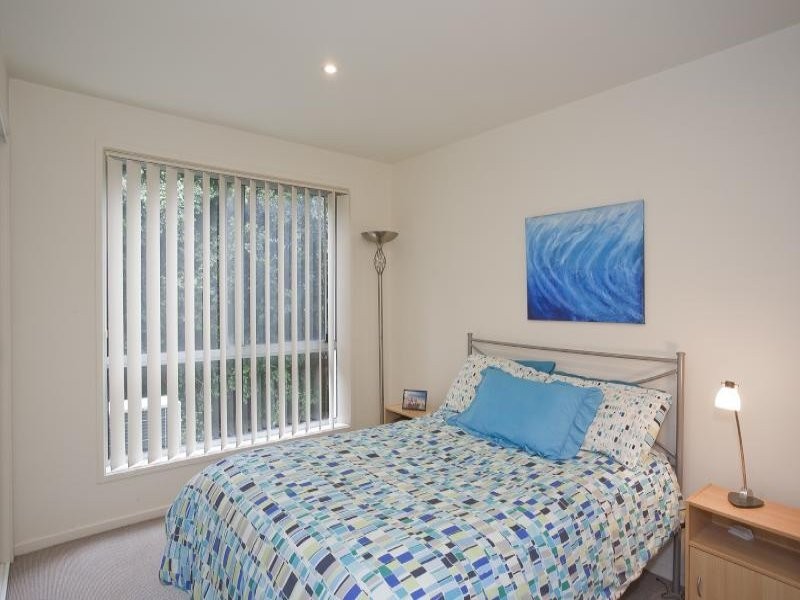 1/100 Fischer Street, Torquay VIC 3228